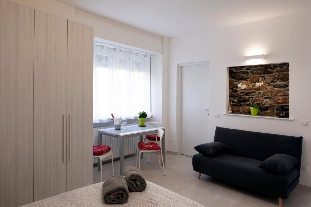Apartments Mihaela 2 Baveno Bagian luar foto